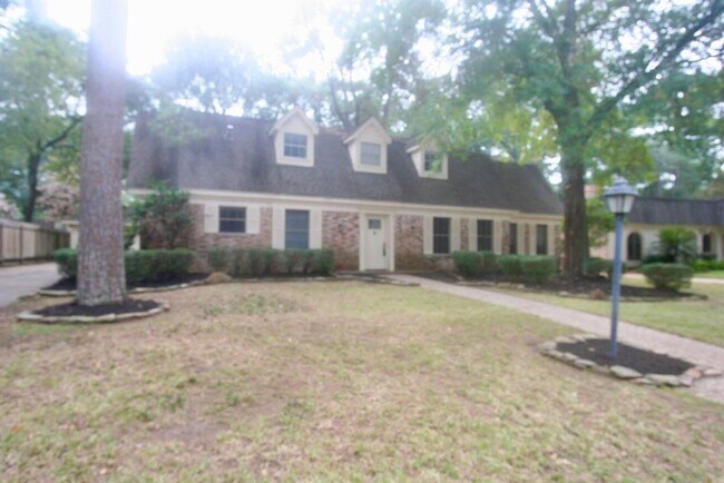 Foto del edificio - 5207 3 Oaks Cir