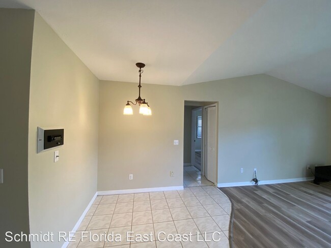 Building Photo - 3 br, 2 bath House - 974 Riviera Avenue