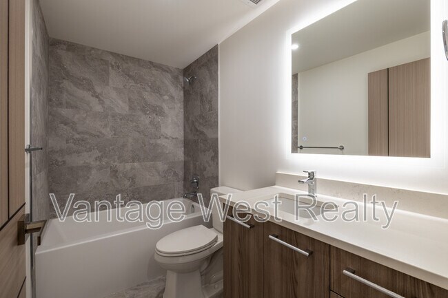 Building Photo - 630-630 Boynton Pl