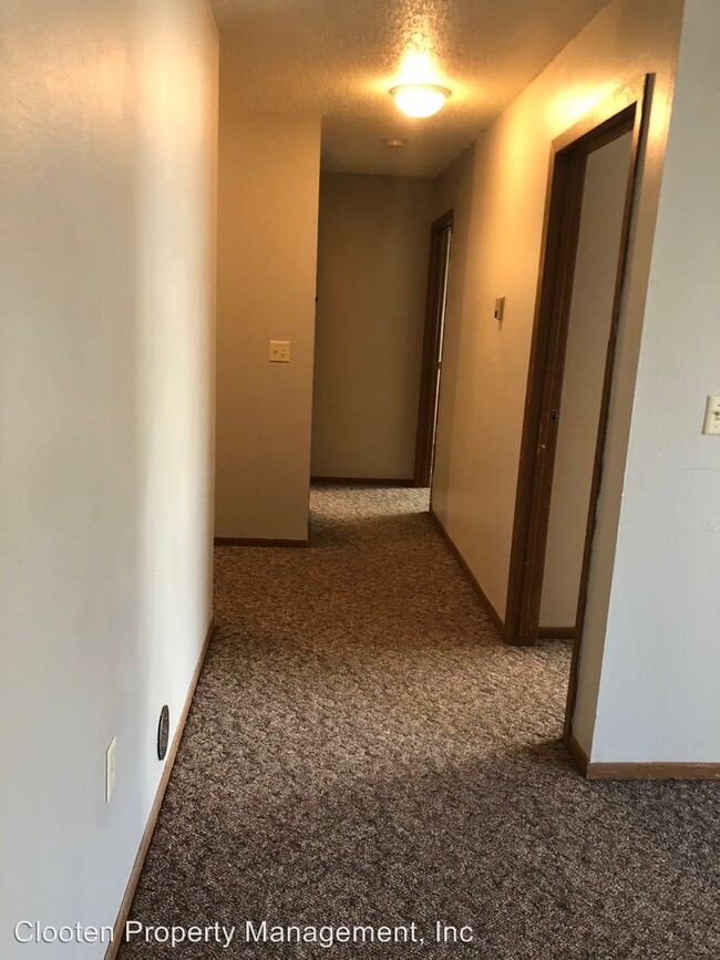 Foto del edificio - 2715 Hawken St