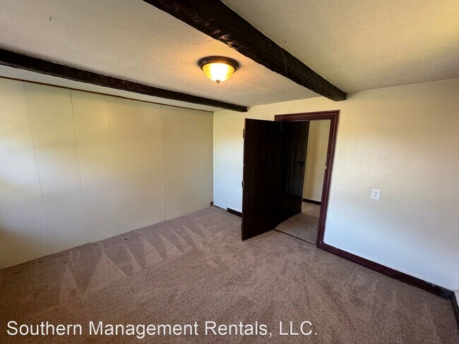 Building Photo - 3 br, 1 bath House - 3299 Smith Mill Road