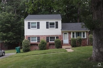 Building Photo - 9500 Minna Dr