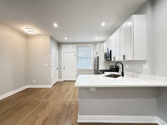 Foto del edificio - 5452 N Paulina St