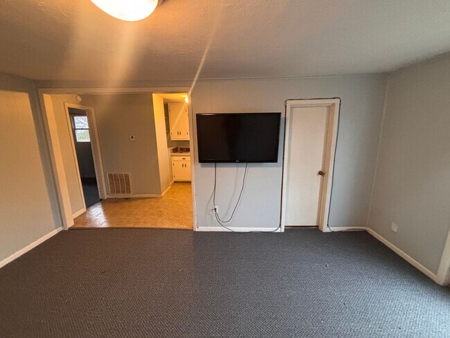 Foto del edificio - 124 39th Ave N