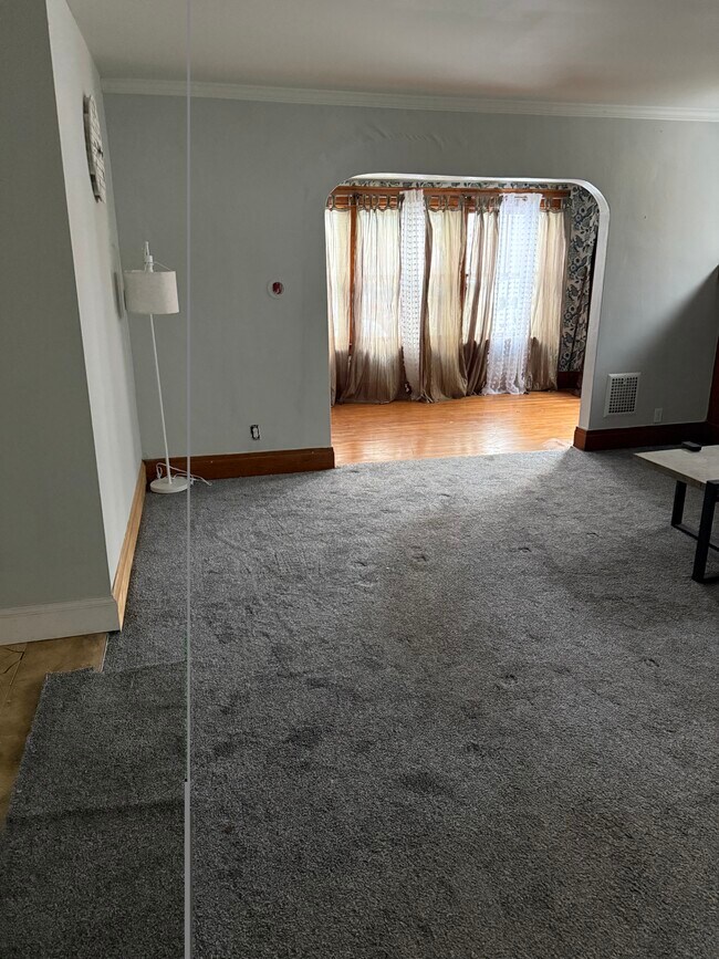 Foto del edificio - 604 Colvin Ave