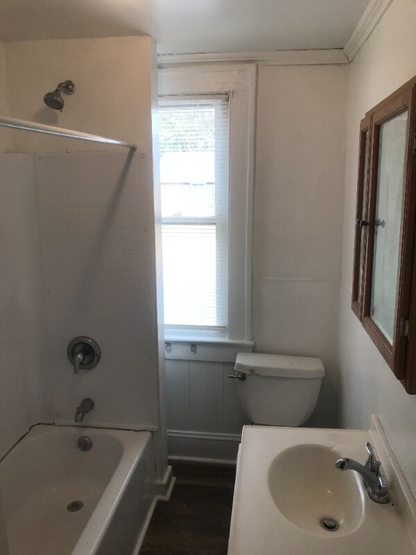 Foto del edificio - 1111 N George St