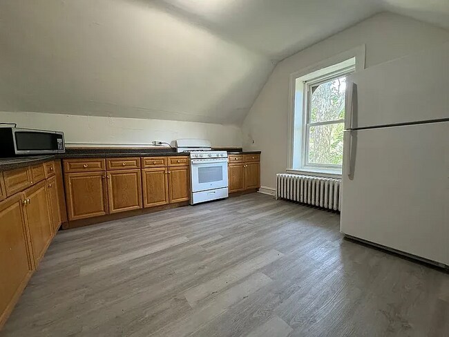 Photo - 6500 Lincoln Dr Apartment