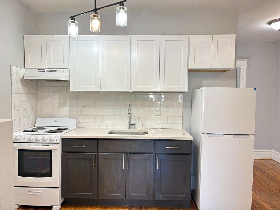 Foto principal - 102 Vermont Ave