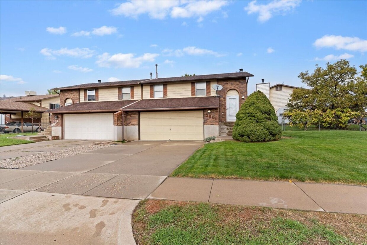 Foto principal - Roy Utah Twin Home for Lease!