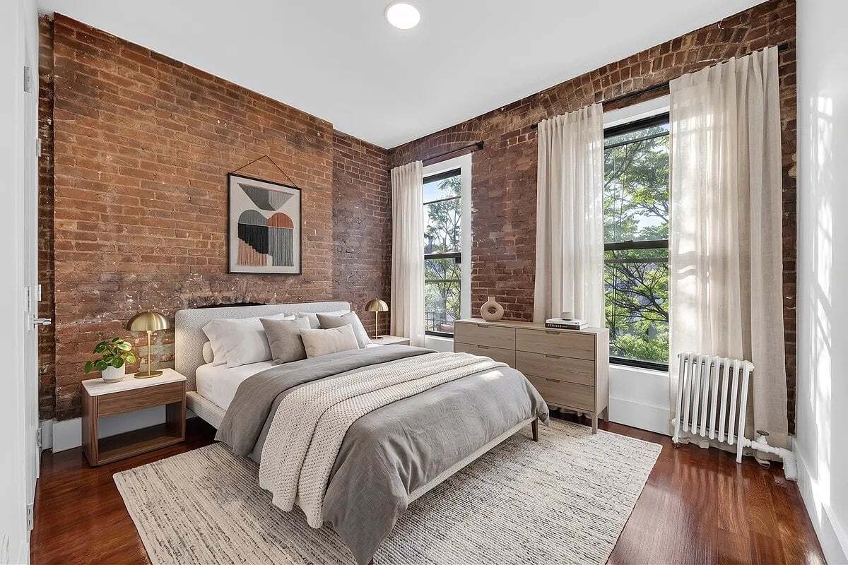 Building Photo - 7 Carmine St