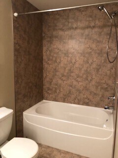 Photo du bâtiment - 3 Bed 3 Bath Unit in Olds, AB