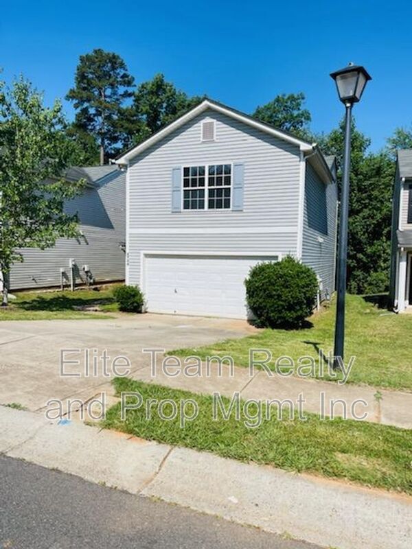 Foto principal - 5709 Kelden Walker Ln