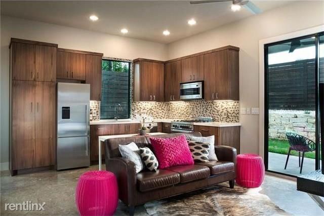 Foto del edificio - 2 br, 2 bath Condo - 1708 M E Franklin Ave