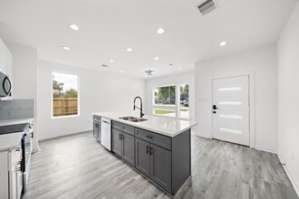 Building Photo - 3507 Wilmington St