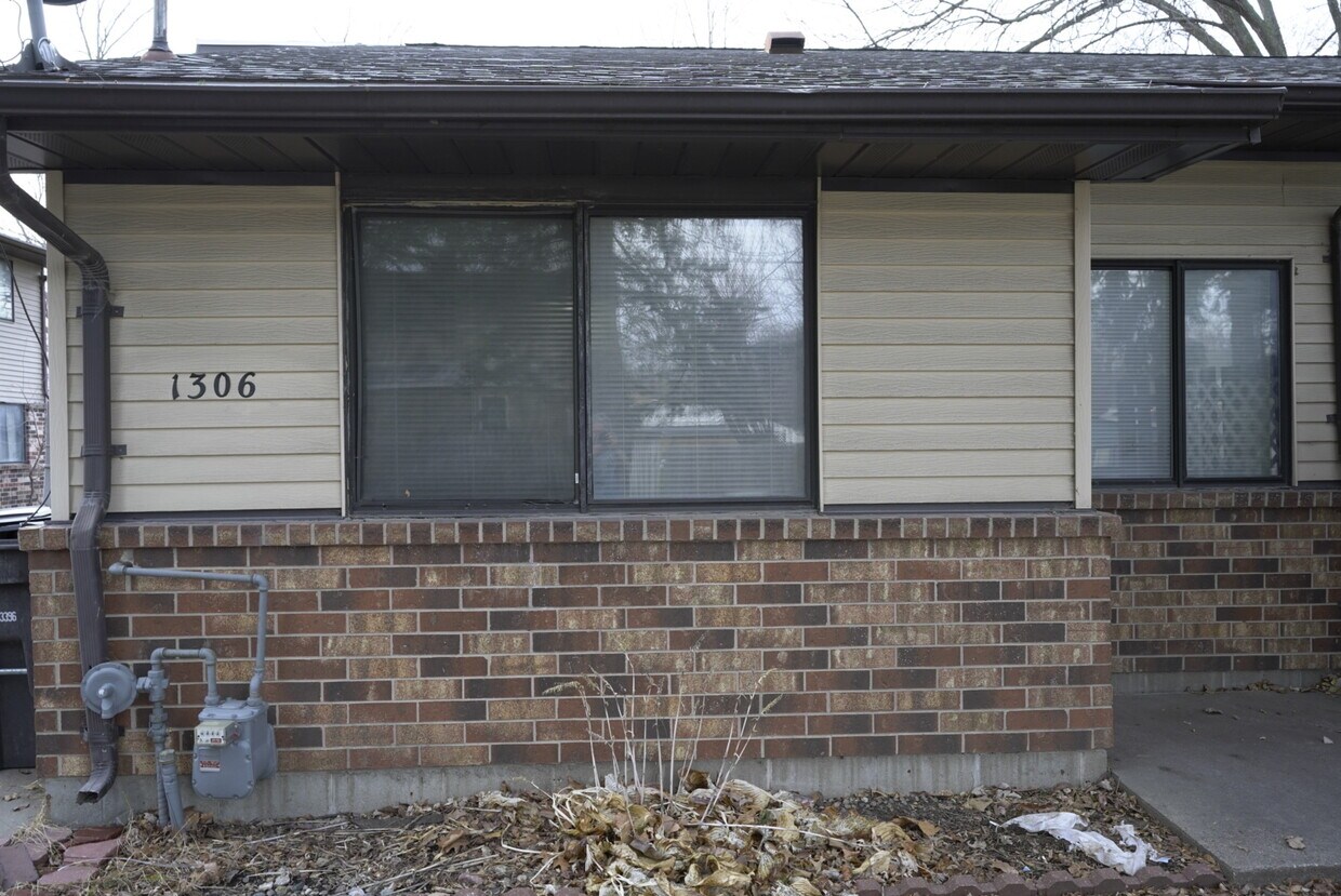 Primary Photo - 1306 E 29th St