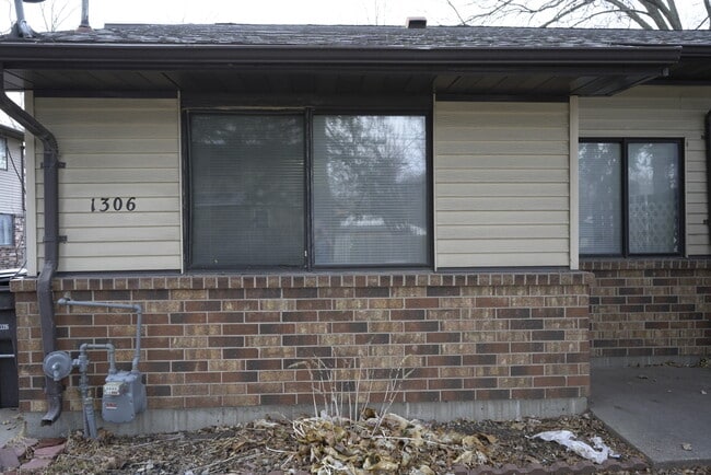 Building Photo - 1306 E 29th St