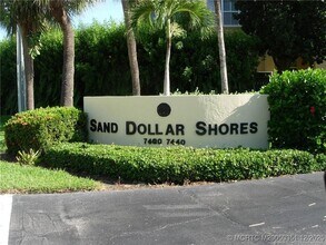 Building Photo - 7410 S Ocean Dr