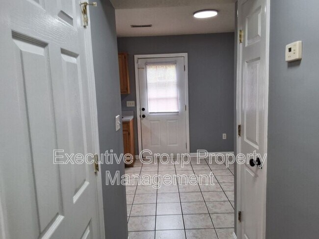 Building Photo - 1111-C NORTHRIDGE DRIVE