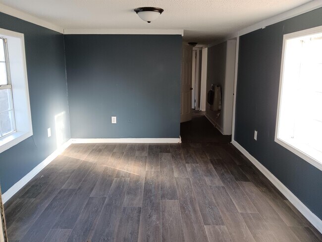 Building Photo - 416 Stepp Dr