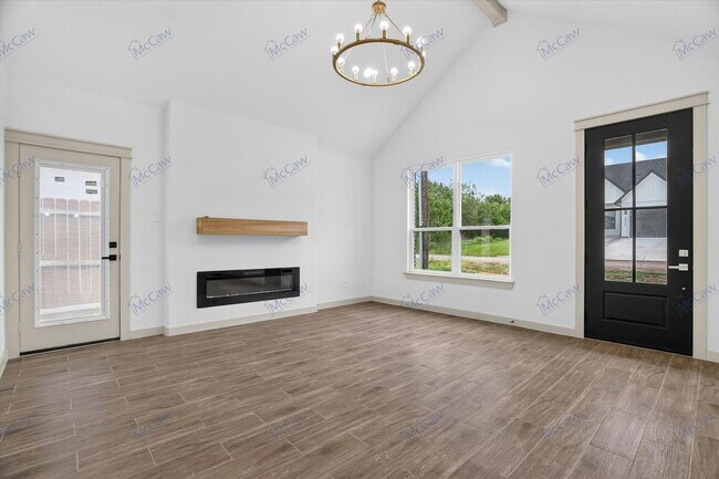 Foto del edificio - 5849 Black Pine Cir
