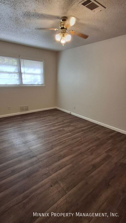 Foto del edificio - 4224 SW 2nd Ave