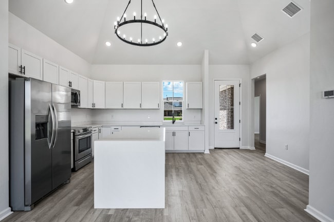 Building Photo - 206 Jax Sq