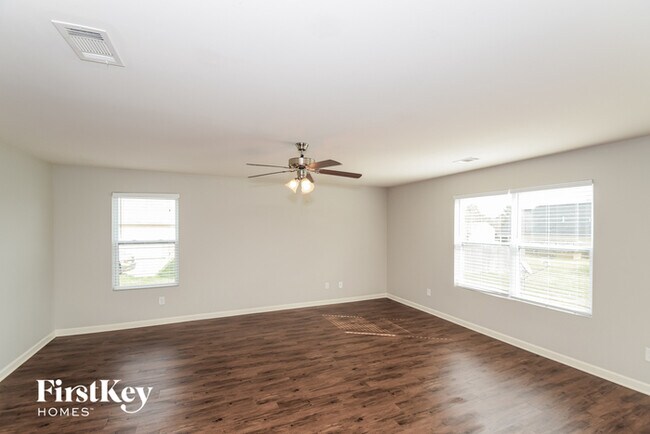 Building Photo - 11462 Walden Trace