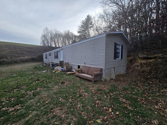 Building Photo - owner will finance - rent to own