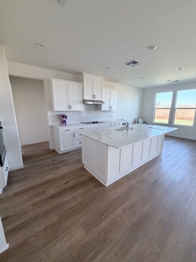 Foto del edificio - 7414 Cryosphere St