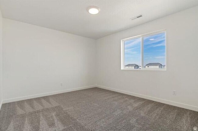 Foto del edificio - 1538 E Livi Ln