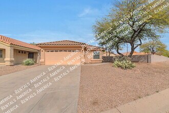 Building Photo - 6615 E Splendid Ln