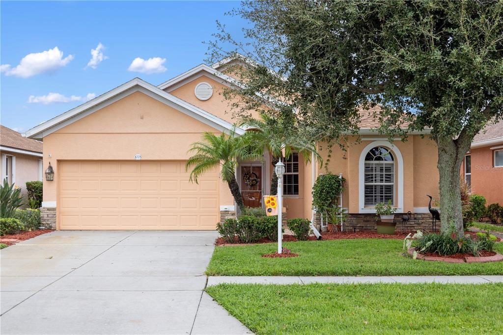 Foto principal - 1775 Scarlett Ave