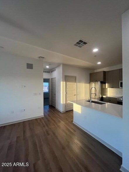 Foto del edificio - 1225 N Arizona Ave