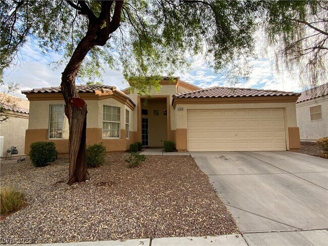 Foto del edificio - 2528 Stonequist Ave