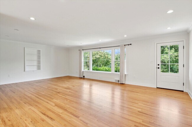 Building Photo - Single Family Home for Rent in Unionville ...