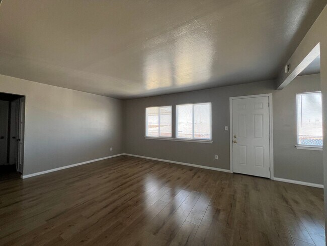 Foto del edificio - Beautifully Remodeled Home