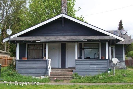 Primary Photo - 405 E Main St