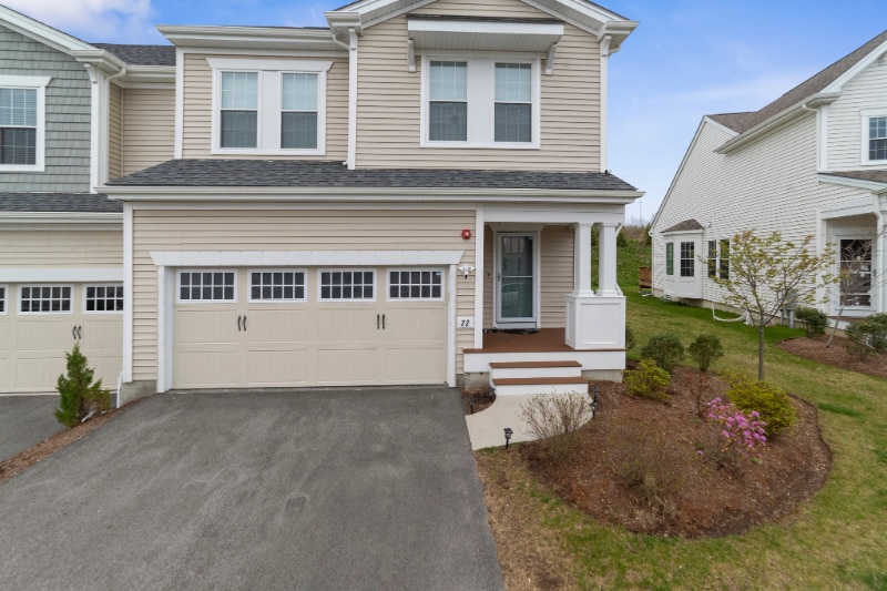 22 Locust Ln, Hopkinton, MA 01748 Townhome Rentals in Hopkinton MA