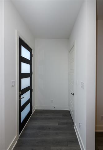Foto del edificio - 2821 Stanley Ave