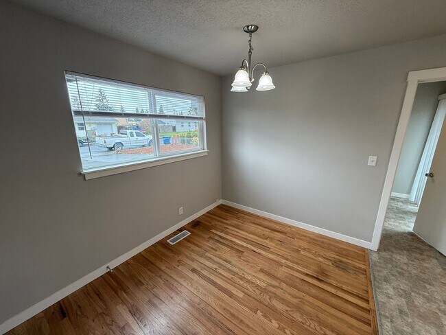 Foto del edificio - 2236 Hoyt St SE