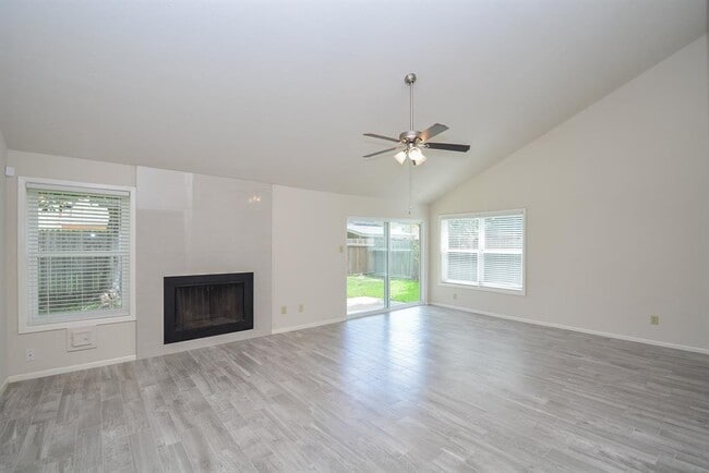 Building Photo - 2211 Woodstream Blvd