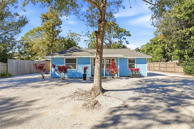 Building Photo - 2854 W Rainbow Cir