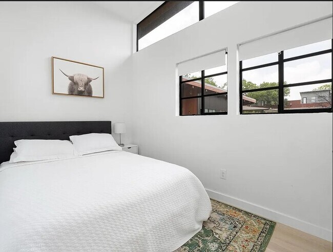 Dormitorio 2 - queen - 400 E 30th St