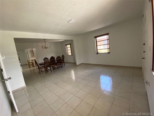 Building Photo - 6420 Tamiami Canal Rd
