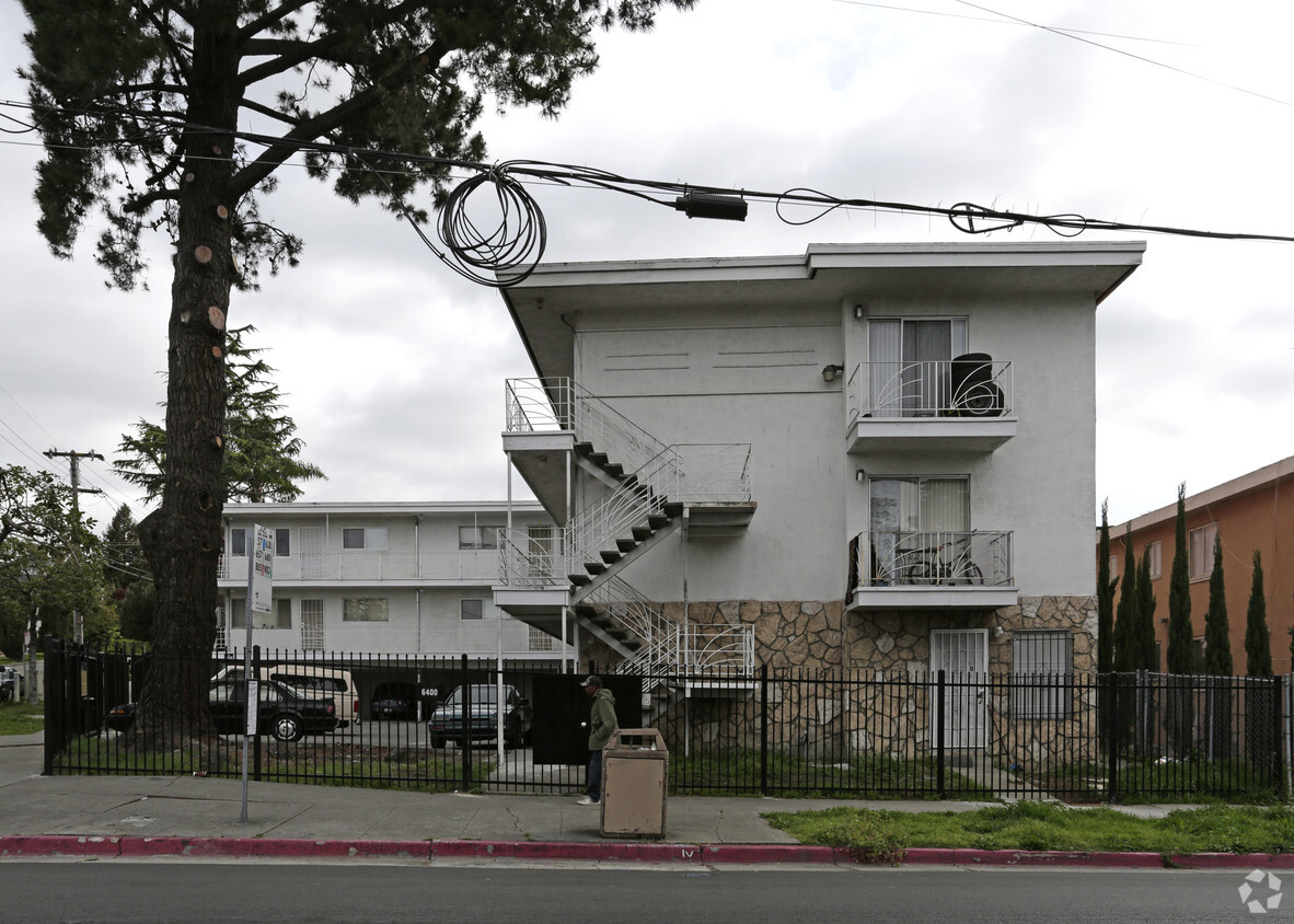 Building Photo - 6400 Macarthur Blvd