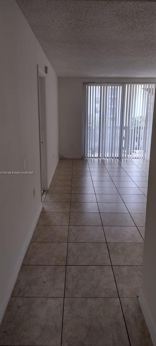 Foto del edificio - 15600 NW 7th Ave