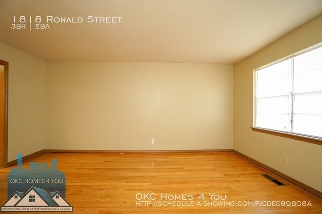 Building Photo - 1818 Ronald St