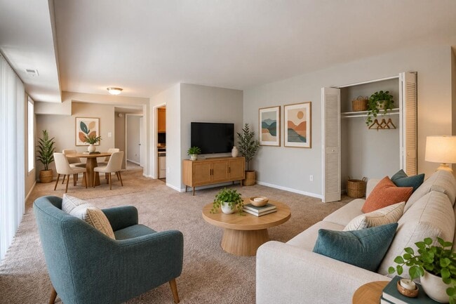 Building Photo - Briarwood Place Apartment Homes