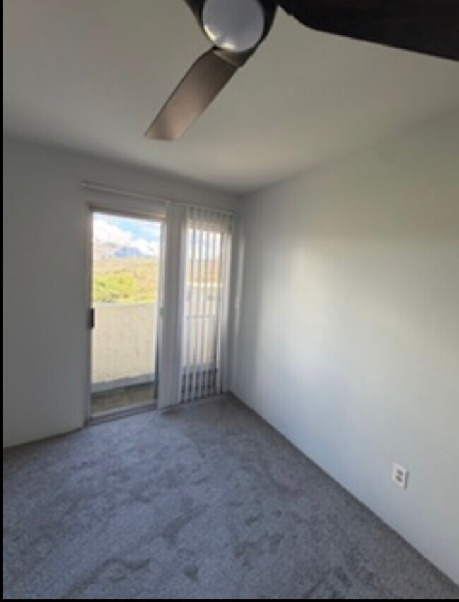 Foto del edificio - 9507 Petite Ln