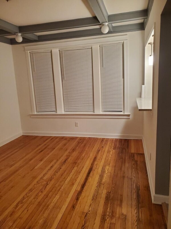 Foto del edificio - 7344 S Emerald Ave